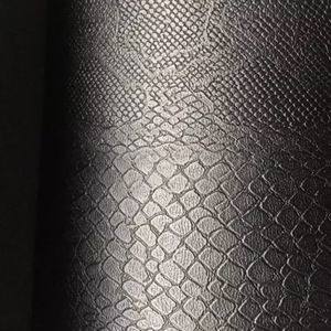 Patrón de cocodrilo Resistente al desgaste Impermeable <span class=keywords><strong>PU</strong></span> Cuero Resistente al moho Tela no tejida Parte inferior Ecológica Ropa de cuero - Product Image 3