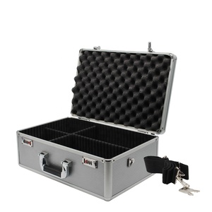 Estuche para Zapatos Deportivos con Espuma Personalizada y <span class=keywords><strong>Caja</strong></span> <span class=keywords><strong>de</strong></span> Transporte con Cierre y Asa - Product Image 1