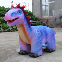 Trottinette électrique dinosaure Triceratops en silicone violet pour enfants, avec siège sécurisé, pour location en aire de jeux, utilisation intérieure/extérieure, adaptée aux enfants de tout âge
