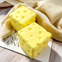 Jouet anti-stress très populaire : Modèle de fromage carré souple en PU, créatif, à récupération lente, idéal pour adolescents et adultes