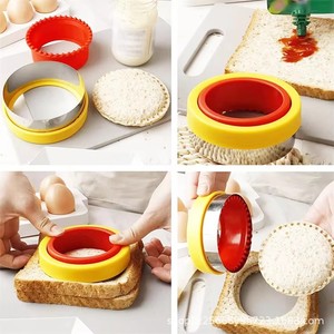 Dinosaure <span class=keywords><strong>Mickey</strong></span> Coeur Étoile Carré Rond Cookie Moule Alimentaire Légumes Fruits Coupe-Sandwich Cutter pour Enfants DIY Ustensiles De Cuisson Outils - Product Image 5