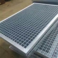 Grille en acier métallique robuste galvanisée à chaud, à emboîtement, pour passerelle industrielle