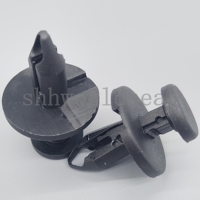100 pièces/sac Clip en plastique pour Chrysler 6506132AA
