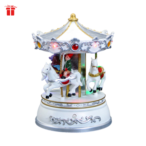 Caja <span class=keywords><strong>de</strong></span> música <span class=keywords><strong>de</strong></span> juguete carrusel <span class=keywords><strong>de</strong></span> Navidad con logotipo personalizado OEM Material plástico <span class=keywords><strong>de</strong></span> resina con batería y canción personalizada - Product Image 1