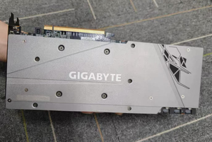 สำหรับ Gigabyte <span class=keywords><strong>Radeon</strong></span> <span class=keywords><strong>RX</strong></span> <span class=keywords><strong>6900</strong></span> <span class=keywords><strong>XT</strong></span> OC 16G windforce 3X การ์ดแสดงผล GDDR6 <span class=keywords><strong>16GB</strong></span> - Product Image 5