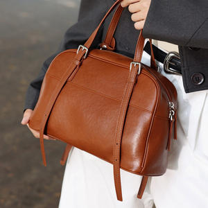 กระเป๋าโท้ทหนังวัวชั้นแรกสไตล์บอสตันพร้อมดีไซน์ย้อนยุคความจุขนาดใหญ่กระเป๋าถือหนังเรียบง่ายอเนกประสงค์สำหรับผู้หญิง - Product Image 1