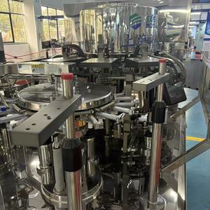 เครื่องบรรจุภัณฑ์สูญญากาศแบบอัตโนมัติ Elemotion สำหรับบรรจุขาไก่ปรุงสำเร็จ ขา<span class=keywords><strong>หมู</strong></span>ตุ๋น ของว่างรสเผ็ดมังสวิรัติ - Product Image 2