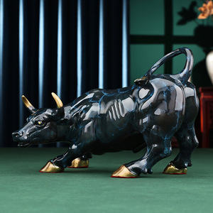 Figura de Toro de Wall Street de Copper World, Acabado con Efecto de Grieta de Hielo, Hecha a Mano, Decoración Artística para el Hogar, Oficina o Escritorio - Product Image 3