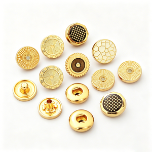 Boutons-pression carrés pour thobe homme en alliage de zinc OEM avec logo personnalisé et placage - Product Image 1