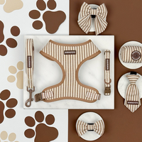 Ensemble Harnais, Laisse et Collier pour Chien Personnalisable, Anti-Traction, Écologique, Nouvelle Collection, Marque Privée, Imprimé sur Mesure, par un Fabricant Designer