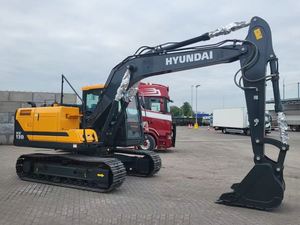 Excavadora de cadenas HX130 nueva de Shanghái en venta, 13 toneladas, potente excavadora con motor importado, 2 años de garantía, buen estado, precio económico. - Product Image 2