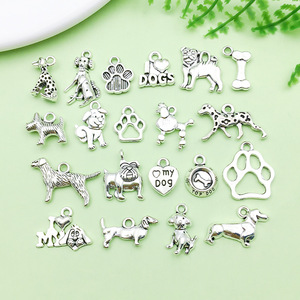 Pendentifs breloques chien en argent antique, accessoires de bijoux DIY, 20 styles, un de chaque pour bracelets et colliers - Product Image 1
