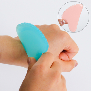 Wholesale Different Crystal <strong>Guasha</strong> Ice <strong>Tools</strong> Board <strong>Face</strong> Body Gua Sha Facial Lifting Massage <strong>Tool</strong> Set With Logo - Product Image 2