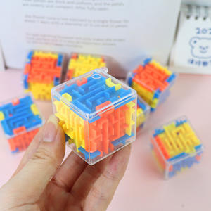 Mini laberinto de bolas, juguete de laberinto educativo temprano, laberinto rodante 3D para niños, rompecabezas giratorio tipo cubo de Rubik, venta al por mayor. - Product Image 1