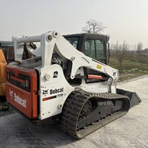 अच्छी स्थिति में बोबकैट टी 770 स्किड स्टीड लोडर स्पॉट थोक के साथ - Product Image 1