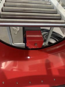 آلة تغليف أفقية دوارة للألواح الخشبية والأنابيب وأبواب الخزائن والنوافذ باستخدام فيلم البولي إيثيلين - Product Image 2