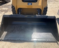 Chargeuse compacte Caterpillar 246D d'occasion de haute qualité, d'origine américaine, avec peu d'heures de fonctionnement (26 heures)