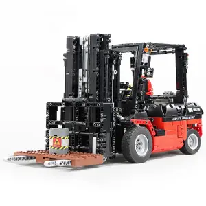 13106堆垛机模型可以升降组装玩具遥控叉车积木