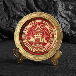 Plaques métalliques avec logo personnalisé logo commémoratif en <span class=keywords><strong>métal</strong></span> plaqué or <span class=keywords><strong>moule</strong></span> en alliage de zinc coulée trophée de plaque en émail souple - Product Image 6