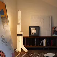 Lampe de sol LED en marbre naturel minimaliste moderne Hullxine - Éclairage luxueux pour salon, chambre à coucher, hôtel