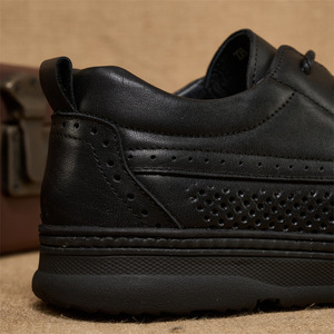 AIBUQIS Chaussures bateau pour hommes en cuir véritable, bout rond, à lacets, respirantes, décontractées d'été, semelle extérieure en caoutchouc, semelle intermédiaire en EVA - Product Image 2