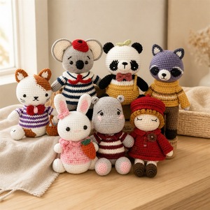 Poupées en coton tricotées à <span class=keywords><strong>la</strong></span> main au crochet, figurines d'animaux mignons - Lapin, chat, koala, panda pour filles, ornements rembourrés en fil et coton PP - Product Image 1