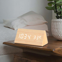 Reloj electrónico multifuncional de madera de bambú, pantalla Digital LED, tiempo/temperatura, modo Dual, estructura Triangular estable para