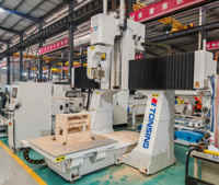 Mini-machine de fraisage CNC à 5 axes pour le bois, petite machine de fraisage et de découpe à 5 axes pour le contreplaqué