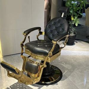 Sillón de Barbería de Estilo Antiguo, Tapizado en Cuero Negro y Dorado, con Bomba Hidráulica y Base Redonda, en Venta - Product Image 2