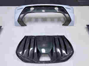 Kit carrosserie en fibre de carbone humide style <span class=keywords><strong>430</strong></span> <span class=keywords><strong>Scuderia</strong></span> pour <span class=keywords><strong>Ferrari</strong></span> F430 2004-2009 : pare-chocs avant et arrière, jupes latérales - Product Image 3
