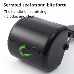 Venta al por mayor plegable Pet <span class=keywords><strong>Pooper</strong></span> <span class=keywords><strong>Scooper</strong></span> para perros grandes y gatos mandíbula Poop Scoop herramienta de recogida de mascotas - Product Image 4