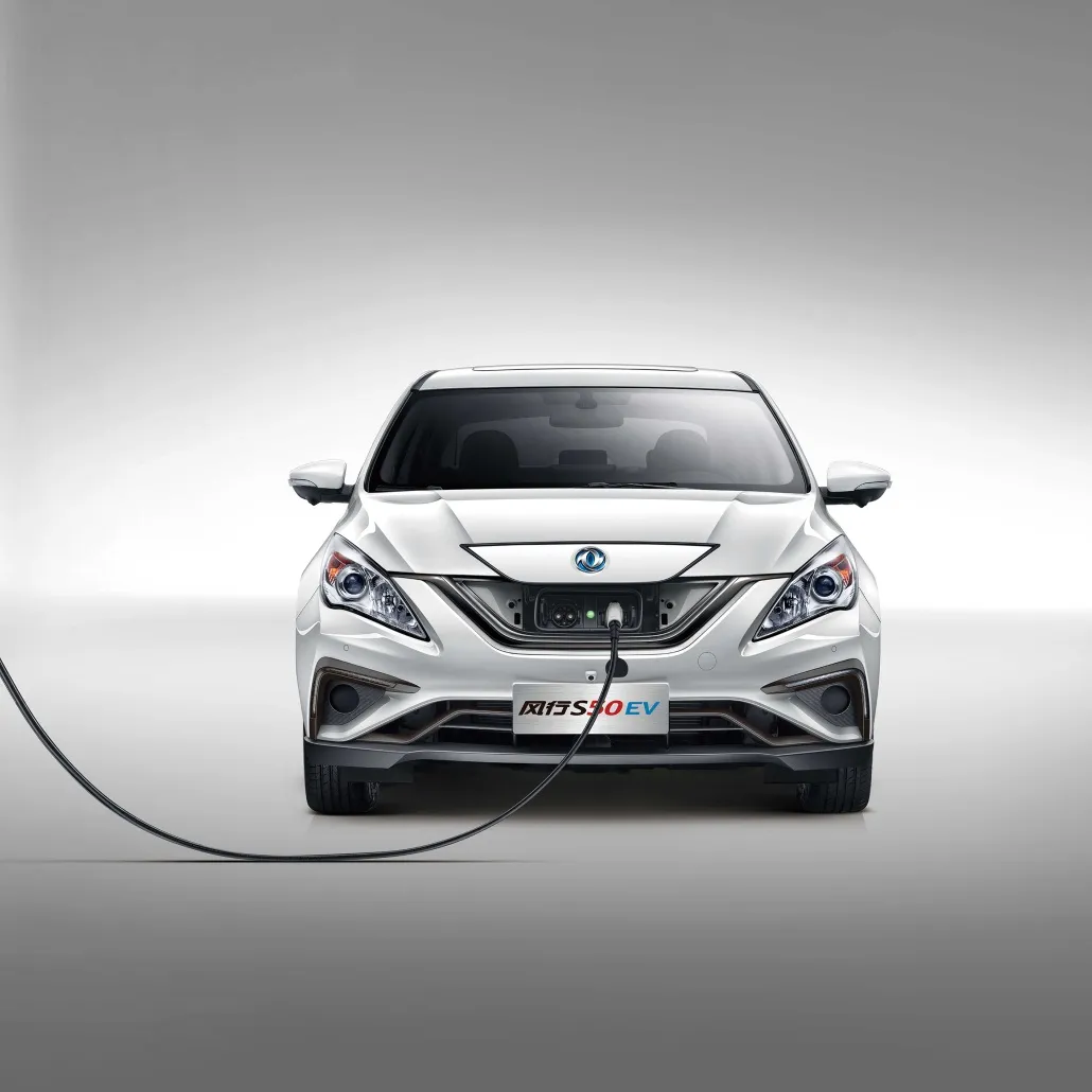 Китайский электромобиль Dongfeng S50 ev мини-автомобиль с электромобилем седан/Новый энергетический седан