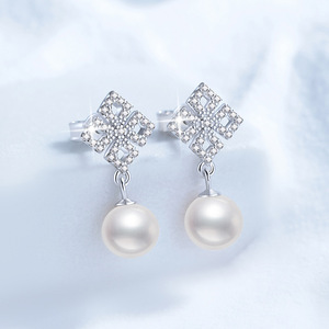 Boucles d'oreilles clous en argent sterling 925 avec moissanite et pendentifs en perle d'eau douce pour femmes, bijoux naturels - Product Image 2