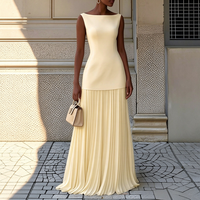 Robe en jean élégante sans manches à col bateau plissée longue pour femmes pour les occasions de soirée formelles