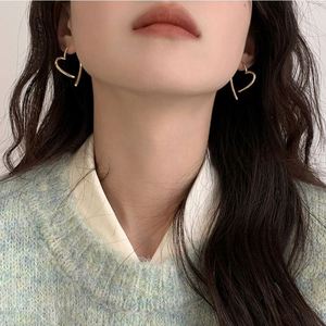Vintage Love-Shaped Cross <b>Earrings</b> for Women, Retro Chic Dainty Hoops, Elegant Everyday/Elegant Wear Jewelry - Product Image 4
