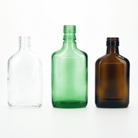 Bouteille en verre plate classique exquise et portable VISTA transparente de 125 ml/175 ml/200 ml/375 ml avec bouchon à vis pour la tequila