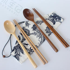 Vente en gros de cuillères et baguettes en bois à long manche de style japonais et créatifs par les fabricants de <span class=keywords><strong>tourisme</strong></span> de plein air portable - Product Image 2