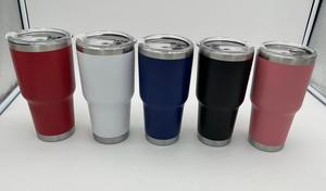 Borraccia Termica in Acciaio Inossidabile da 900 ml, a Doppia Parete Sottovuoto, con Coperchio, Design Minimalista - Product Image 1