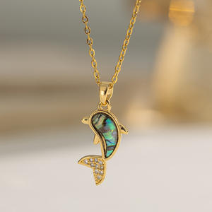 قلادة دولفين كلاسيكية أنيقة مطلية بالذهب من الفولاذ المقاوم للصدأ مع سلسلة تعلق حول الترقوة للنساء - Product Image 5