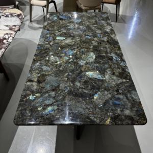 इतालवी लक्जरी आधुनिक डाइनिंग रूम फर्नीचर सेट, घर के होटल या विला के लिए नीले पन्ना संगमरमर की लंबी मेज - Product Image 2