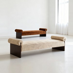 Banc long en bois naturel, banc à dossier pour entrée et rangement de chaussures, et banc de salle à manger pour maison et gîte - Product Image 1