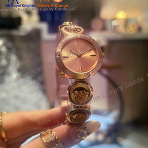 Montre élégante de luxe rétro pour femme CC avec cadran carré, mouvement à quartz, bracelet en diamant et motif guépard - Product Image 2