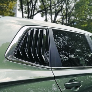 Cubierta de Ventana Trasera Lateral Estilo Deportivo Welta Mod Part Gloss Black para Honda Breeze TURBO/<span class=keywords><strong>HEV</strong></span> 2023 - Product Image 2