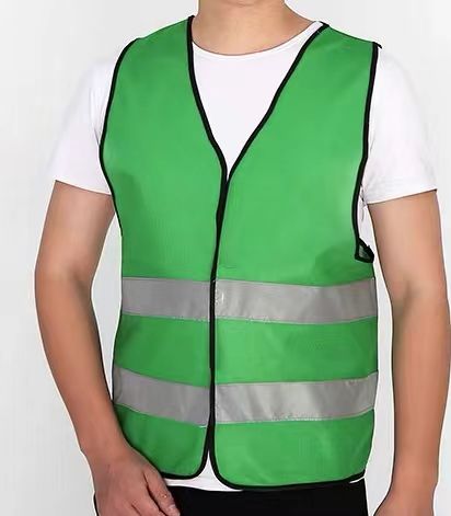 สีเขียว B