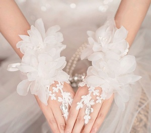 <span class=keywords><strong>Gants</strong></span> de mariée avec perles florales blanches pour studio photo, à lacets, à doigts ouverts, protection solaire pour la photographie de voyage - Product Image 1
