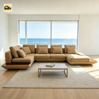 Ensemble de canapé sectionnel en tissu en forme de L avec chaise longue d'angle, coussins de dossier et base en bois, mobilier minimaliste pour salon de villa