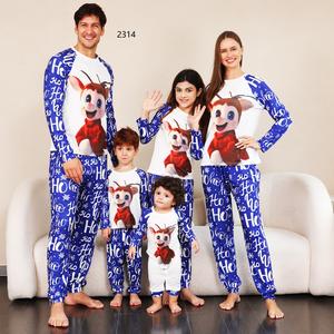 Pigiama di natale con stampa a strisce bianche rosse abiti abbinati per famiglia - Product Image 3