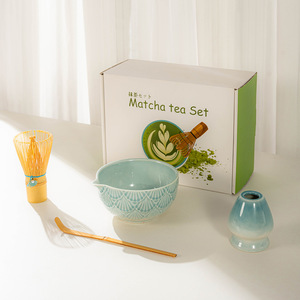 Ensemble de préparation du matcha de style japonais en céramique, comprenant un fouet à matcha en bambou (chasen) et un bol hyakuhon dachi. - Product Image 6