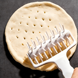 Wholesale Plastic Pizza Cutter Mesh Knife with Wire Drawing Spike Wave Pattern Dishwasher & Freezer Safe <b>Large</b> Small Sizes - Product Image 2