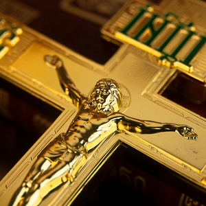 Lieferant für Orthodoxe Kirchen: Altarkreuz mit Jesusfigur auf Sockel, vergoldet mit farbenfrohem Emaille-Dekor, Geschenk für Bischof und Pastor - Product Image 4